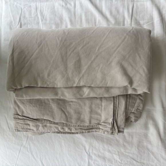 H&M Home Washed Linen Duvet Cover Set Light Gray Queen Size - Picture 2 of 5